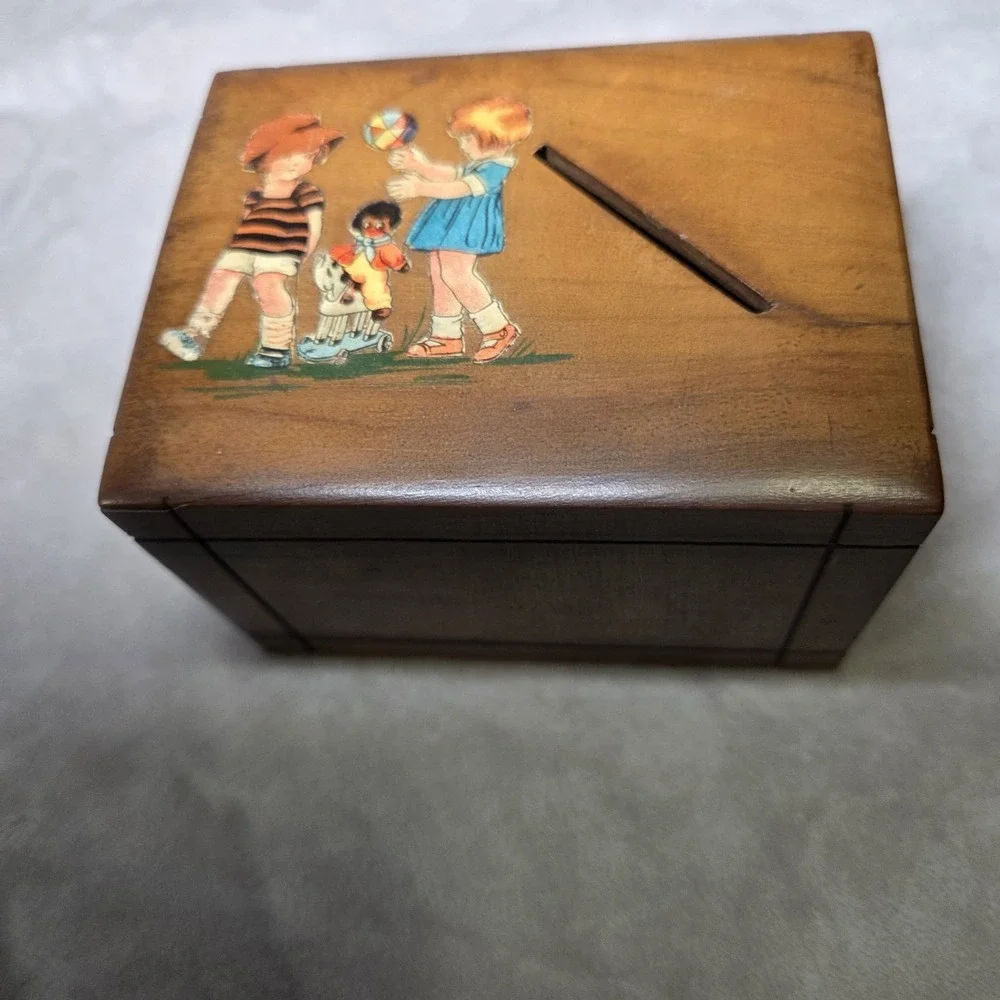 Vintage Wooden Keepsake Box Dutch Children Folk Art Trinket Money Souvenir Box